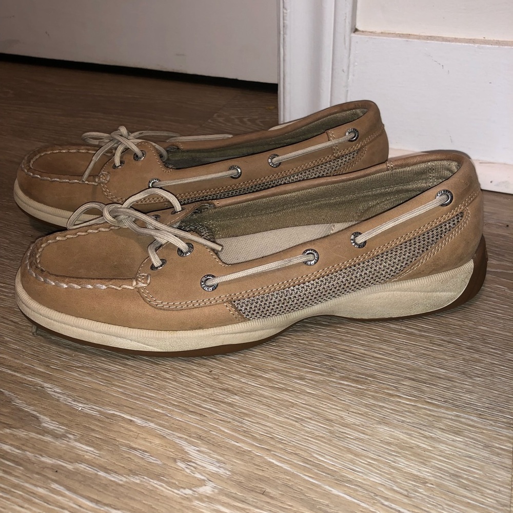 Sperry ladies slip on deck shoes size 8